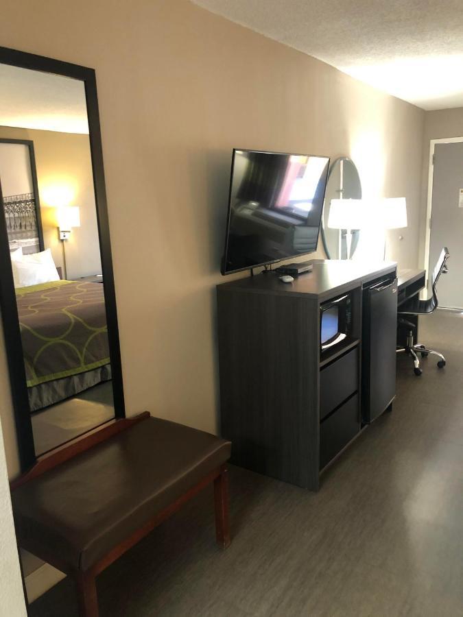 Super 8 By Wyndham Orangeburg Near I-26 Otel Dış mekan fotoğraf